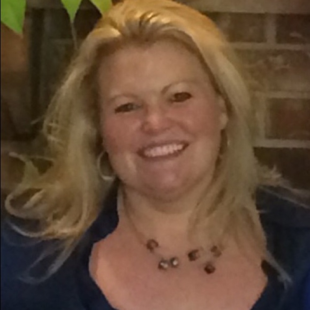 Meet your Posher, Suzanne